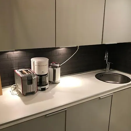 Modern In Toeoeloe Helsinki