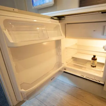 アパート Modern In Toeoeloe *