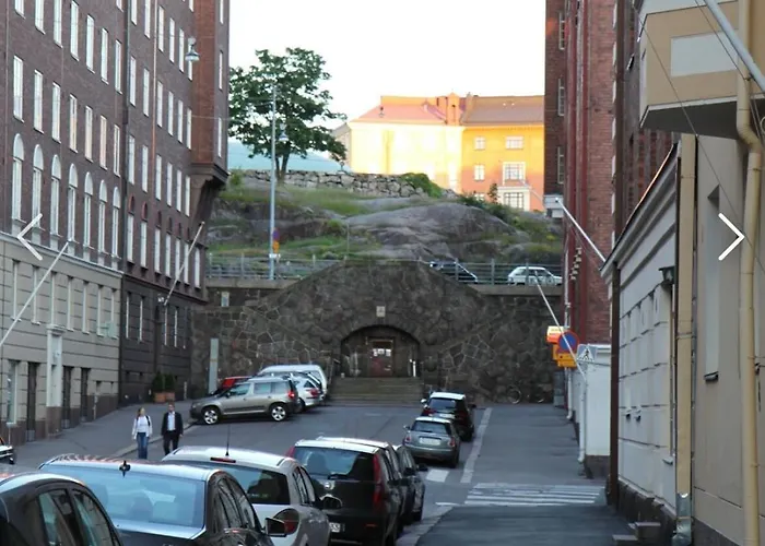 Modern In Töölö Apartment